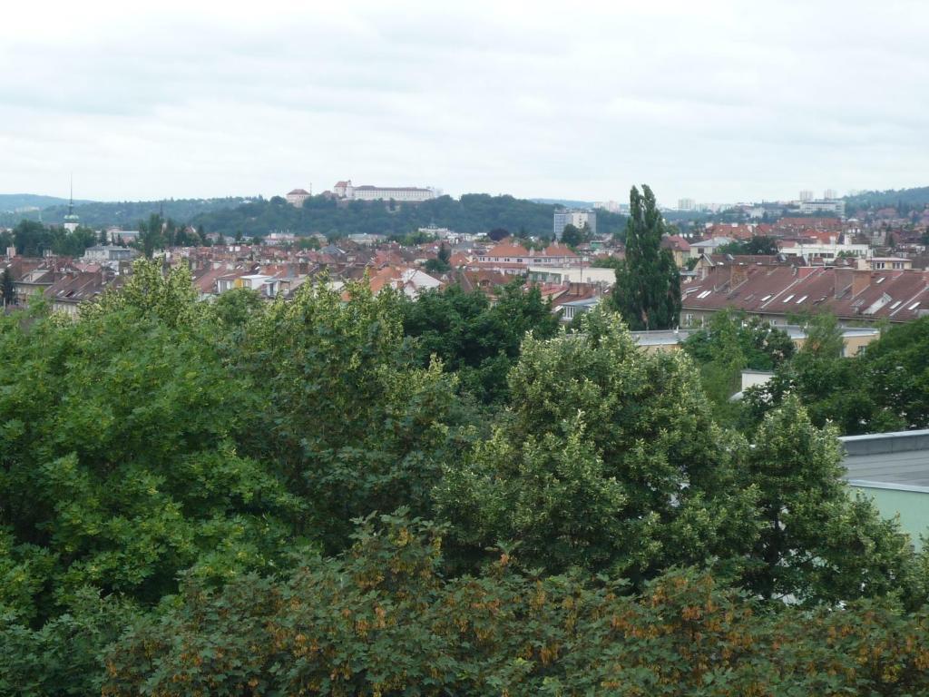 Koleje J.A.Komenskeho Brno Eksteriør bilde